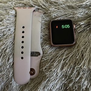 Gen 1 Apple Watch with signs of wear (38 MM)